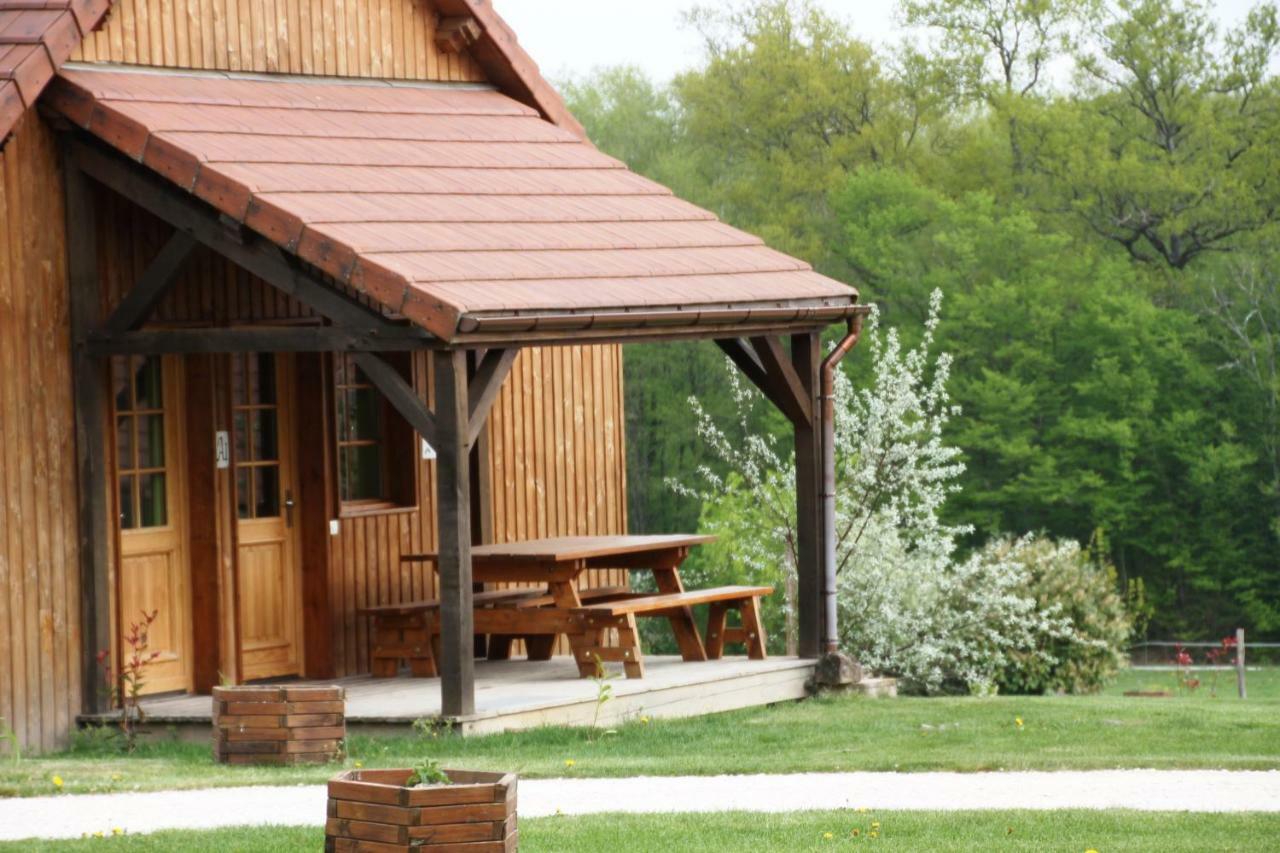 Villa Le Hameau Des Grilles Saint-Fargeau  Exterior foto